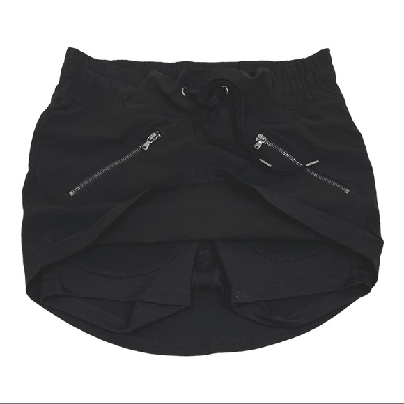 CHAMPION Black Tennis Skirt Skort - Picture 3 of 4